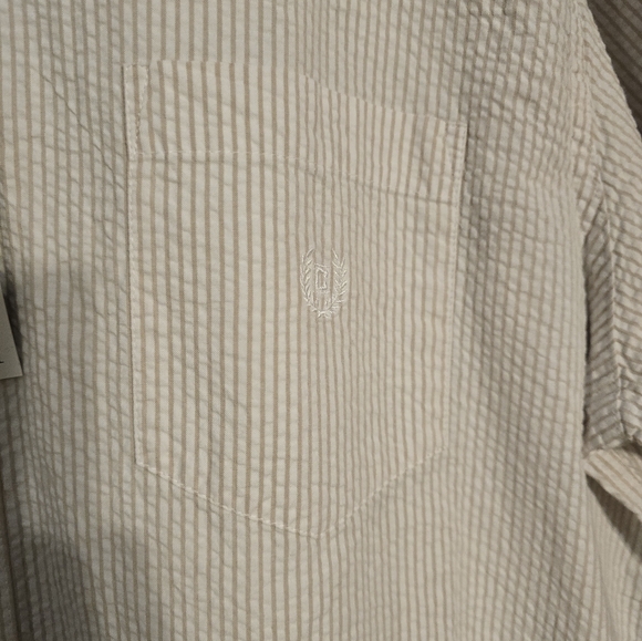 NEW Chaps shorts sleeve button down shirt. - Picture 2 of 4